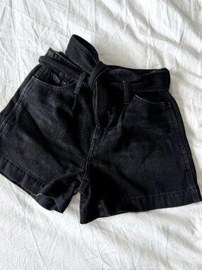 Banana Republic High Waisted Shorts w/ Removable Belt